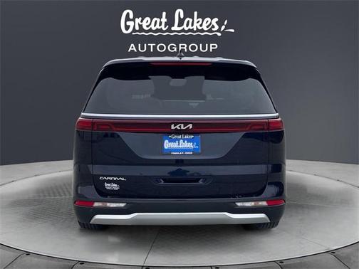 2024 Kia Carnival LX
