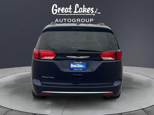 Jazz Blue Pearlcoat 2017 Chrysler Pacifica Touring-L