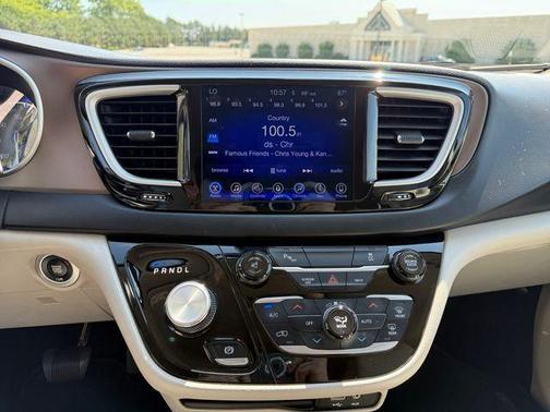 Jazz Blue Pearlcoat 2017 Chrysler Pacifica Touring-L