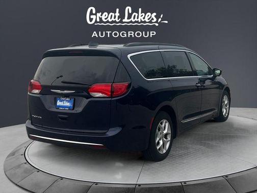 Jazz Blue Pearlcoat 2017 Chrysler Pacifica Touring-L
