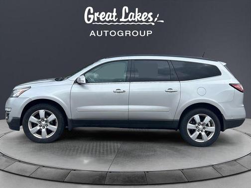Silver Ice Metallic 2016 Chevrolet Traverse 1LT