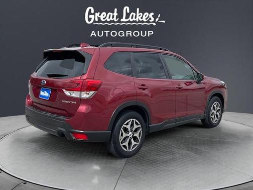 Crimson Red Pearl 2023 Subaru Forester Premium