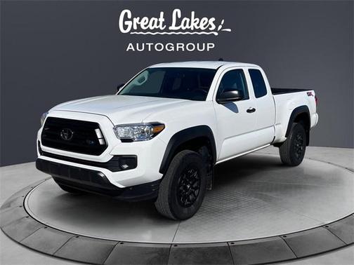 2022 Toyota Tacoma SR