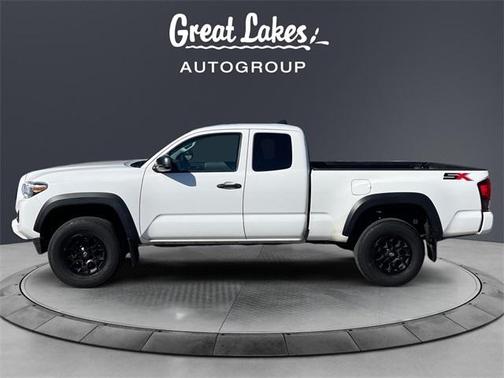 2022 Toyota Tacoma SR