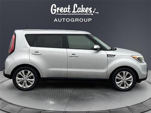 2015 Kia Soul +