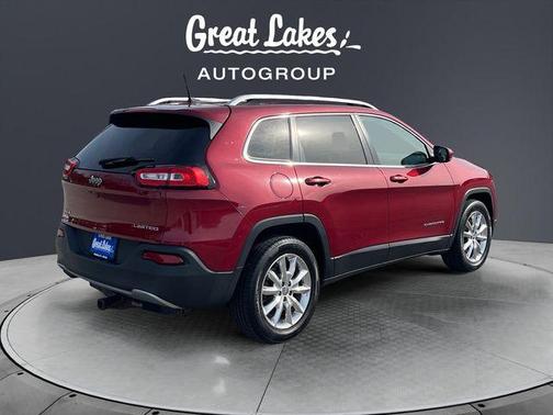 Deep Cherry Red Crystal Pearlcoat 2016 Jeep Cherokee Limited