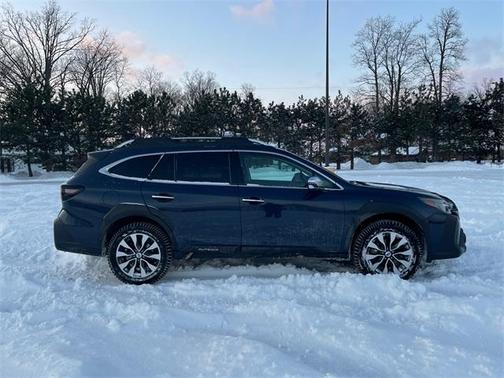2023 Subaru Outback Touring