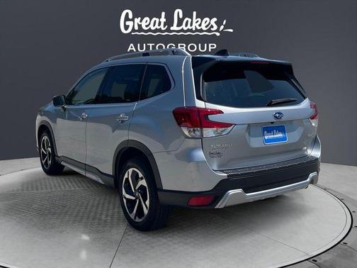 Ice Silver Metallic 2024 Subaru Forester Touring