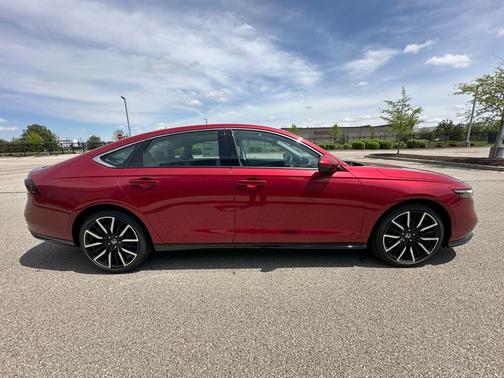 2025 Honda Accord Hybrid Touring