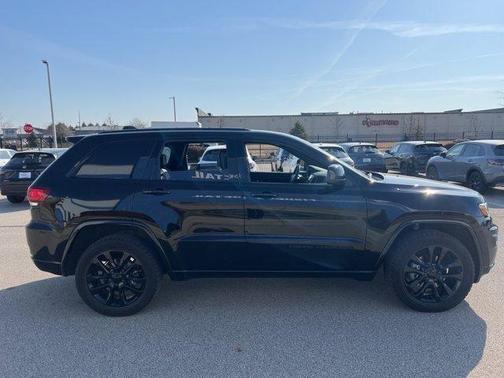 2020 Jeep Grand Cherokee Altitude