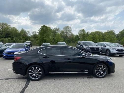 Photo 4 of 21 of 2015 Acura TLX V6 Advance