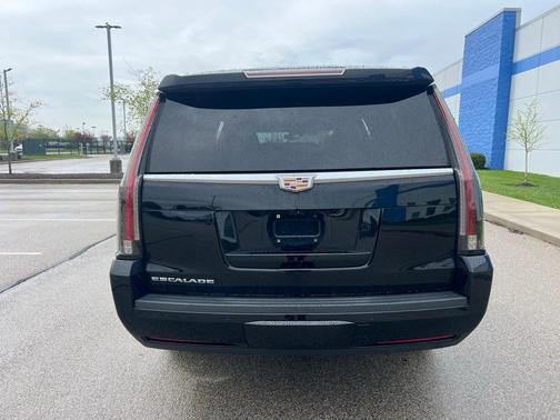 2020 Cadillac Escalade ESV Luxury