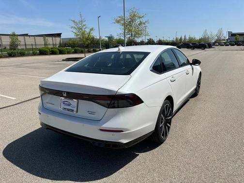 2025 Honda Accord Hybrid Touring