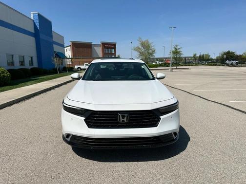 2025 Honda Accord Hybrid Touring