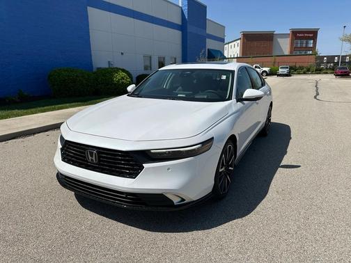 2025 Honda Accord Hybrid Touring