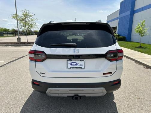 2025 Honda Pilot TrailSport