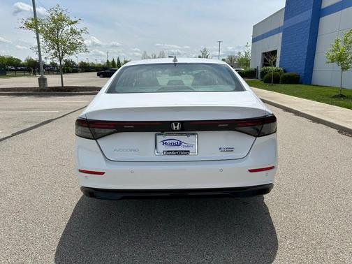 2025 Honda Accord Hybrid Touring