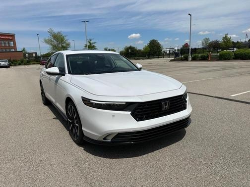 2025 Honda Accord Hybrid Touring