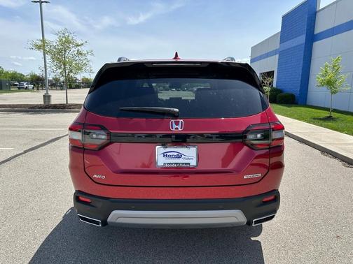 2025 Honda Pilot Touring