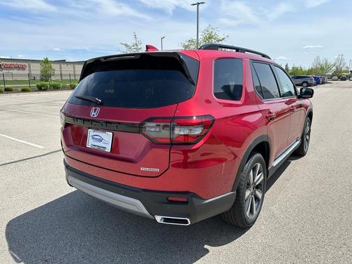 2025 Honda Pilot Touring
