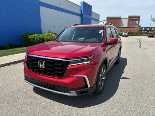 2025 Honda Pilot Touring