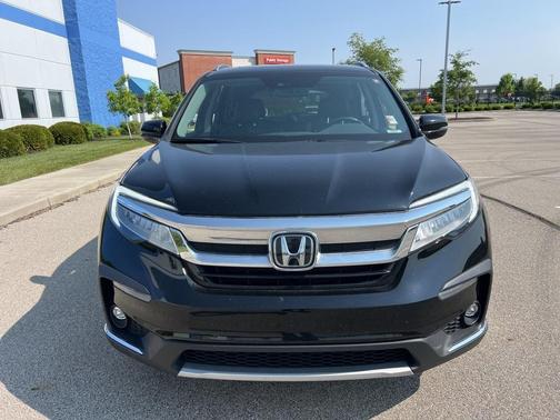 2022 Honda Pilot Touring 7-Passenger
