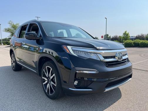 2022 Honda Pilot Touring 7-Passenger