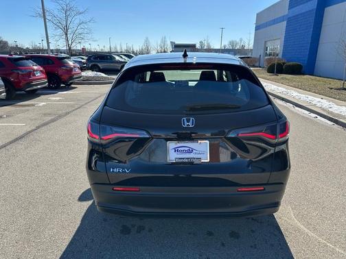 2025 Honda HR-V LX