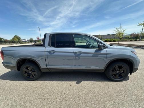 2025 Honda Ridgeline Black Edition
