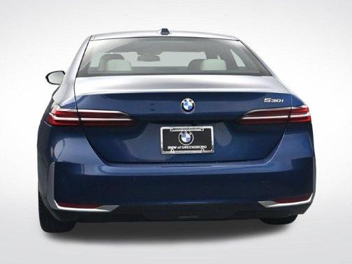 Phytonic Blue Metallic 2027 BMW 530 i