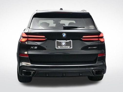 Black Sapphire Metallic 2026 BMW X5 xDrive40i