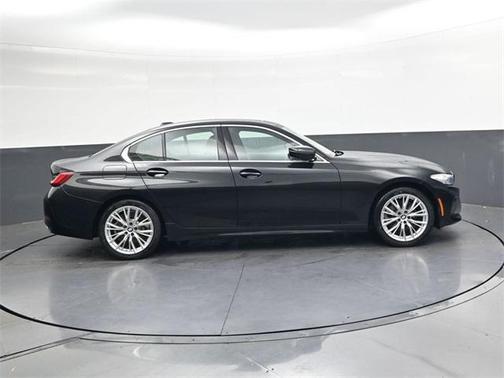 2024 BMW 330 i