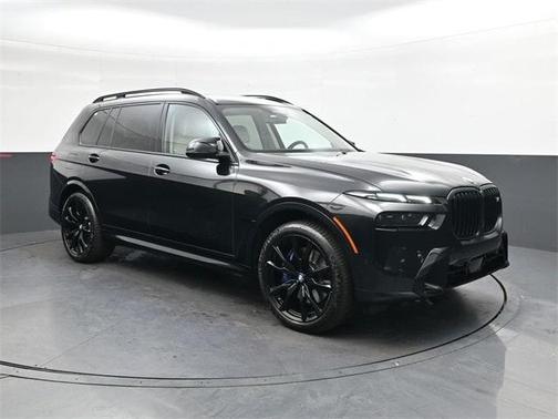 2024 BMW X7 M60i