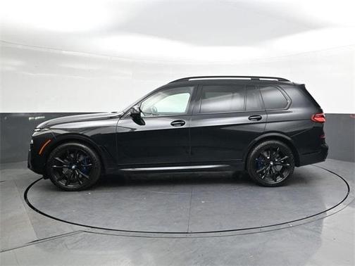 2024 BMW X7 M60i