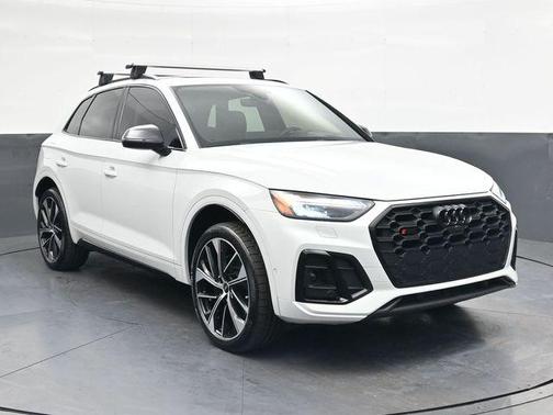 Glacier White Metallic 2022 Audi SQ5 3.0T Prestige
