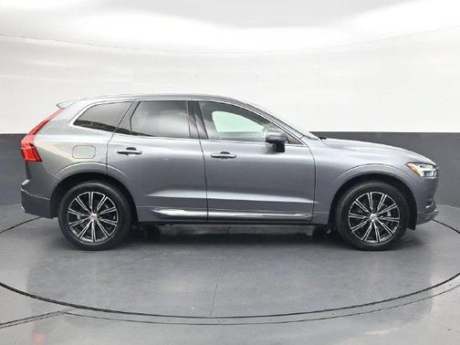 Gray Metallic 2020 Volvo XC60 T5 Inscription