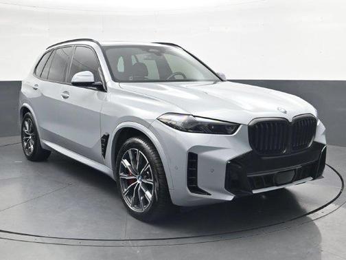 Brooklyn Gray Metallic 2024 BMW X5 PHEV xDrive50e