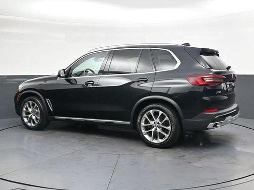 Black Sapphire Metallic 2022 BMW X5 xDrive40i
