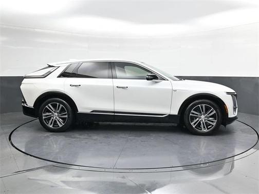 2024 Cadillac LYRIQ Luxury