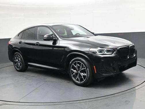 Black Sapphire Metallic 2023 BMW X4 M40i