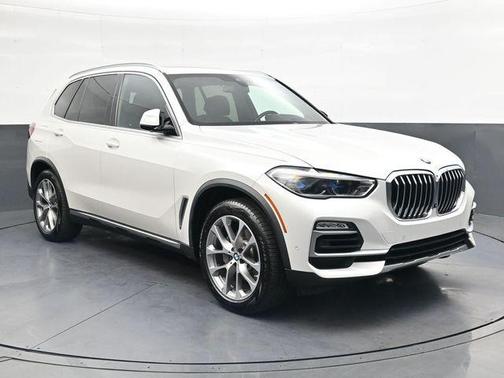 Mineral White Metallic 2020 BMW X5 xDrive40i