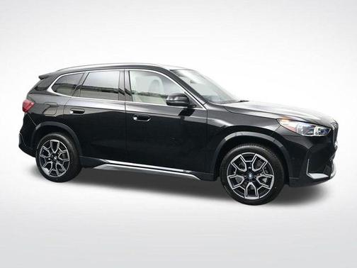 Jet Black 2026 BMW X1 xDrive28i