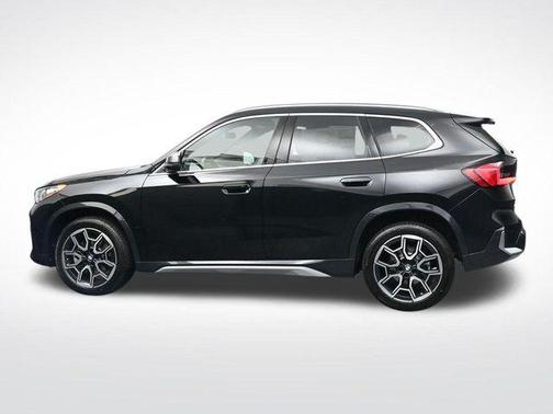 Jet Black 2026 BMW X1 xDrive28i