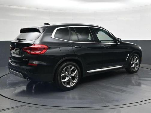 Black Sapphire Metallic 2021 BMW X3 sDrive30i
