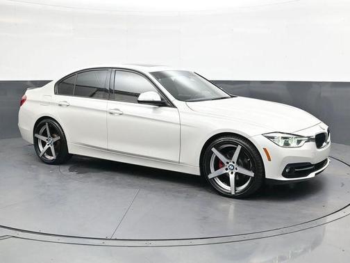 White Metallic 2016 BMW 328 i