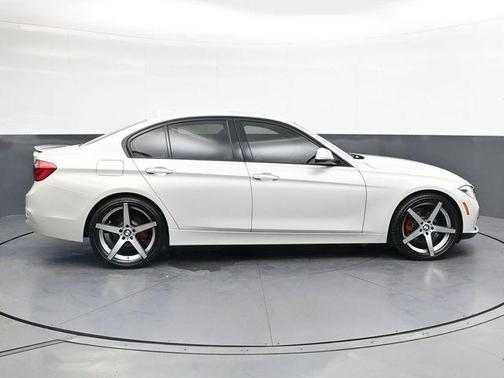 White Metallic 2016 BMW 328 i
