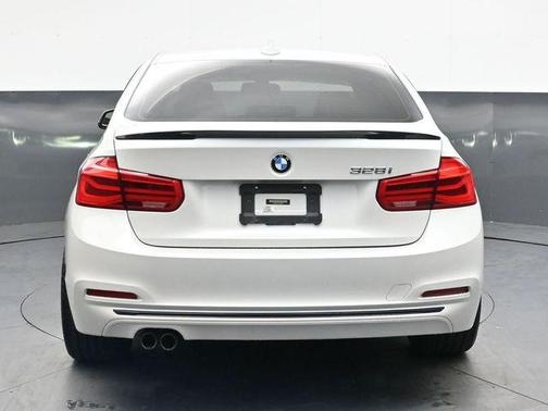 White Metallic 2016 BMW 328 i
