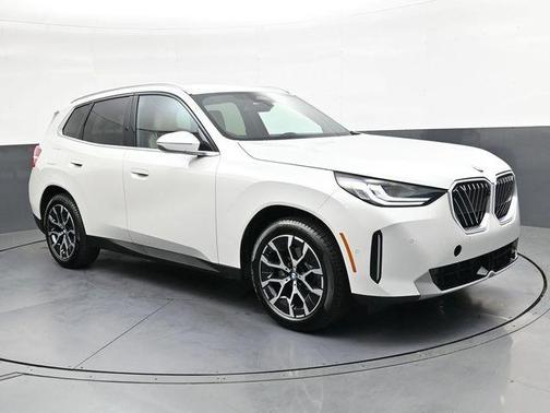 Mineral White Metallic 2026 BMW X3 30 xDrive