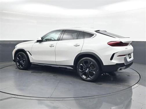 2023 BMW X6 xDrive40i