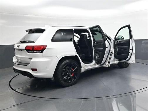 2020 Jeep Grand Cherokee SRT